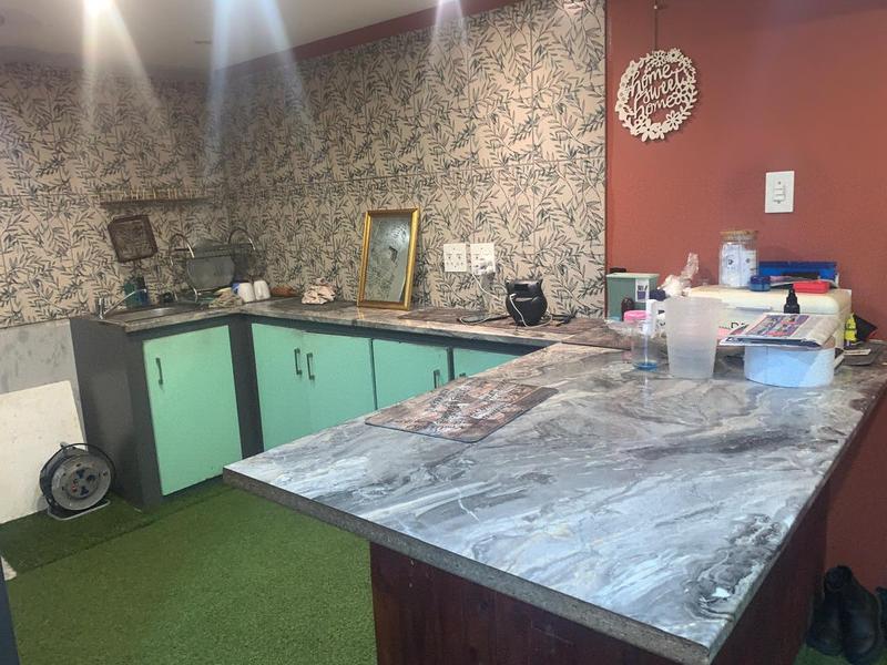 4 Bedroom Property for Sale in Eastridge Western Cape